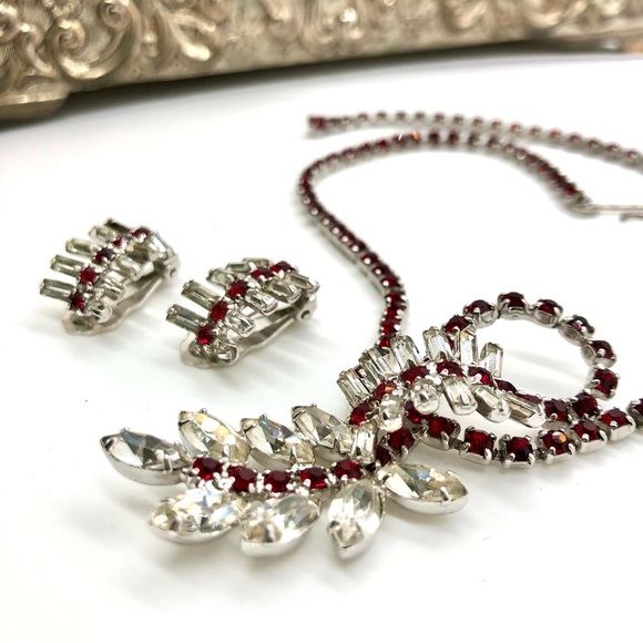 Vintage Deco Ruby Red Rhinestone Necklace Set - Picture 9 of 17